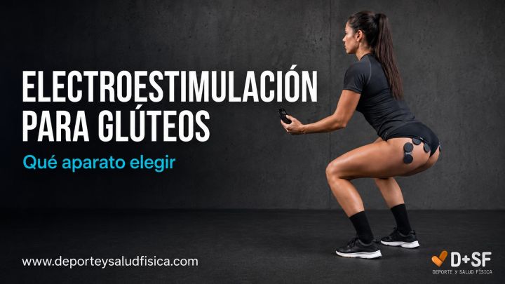 Mujer entrenando los glúteos con un electroestimulador inalámbrico